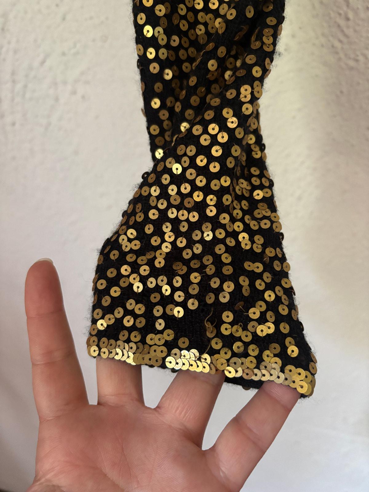 Donna Karan Collection Cashmere Silk Gold Sequin Shoulder Shrug Sweater Cardigan Medium