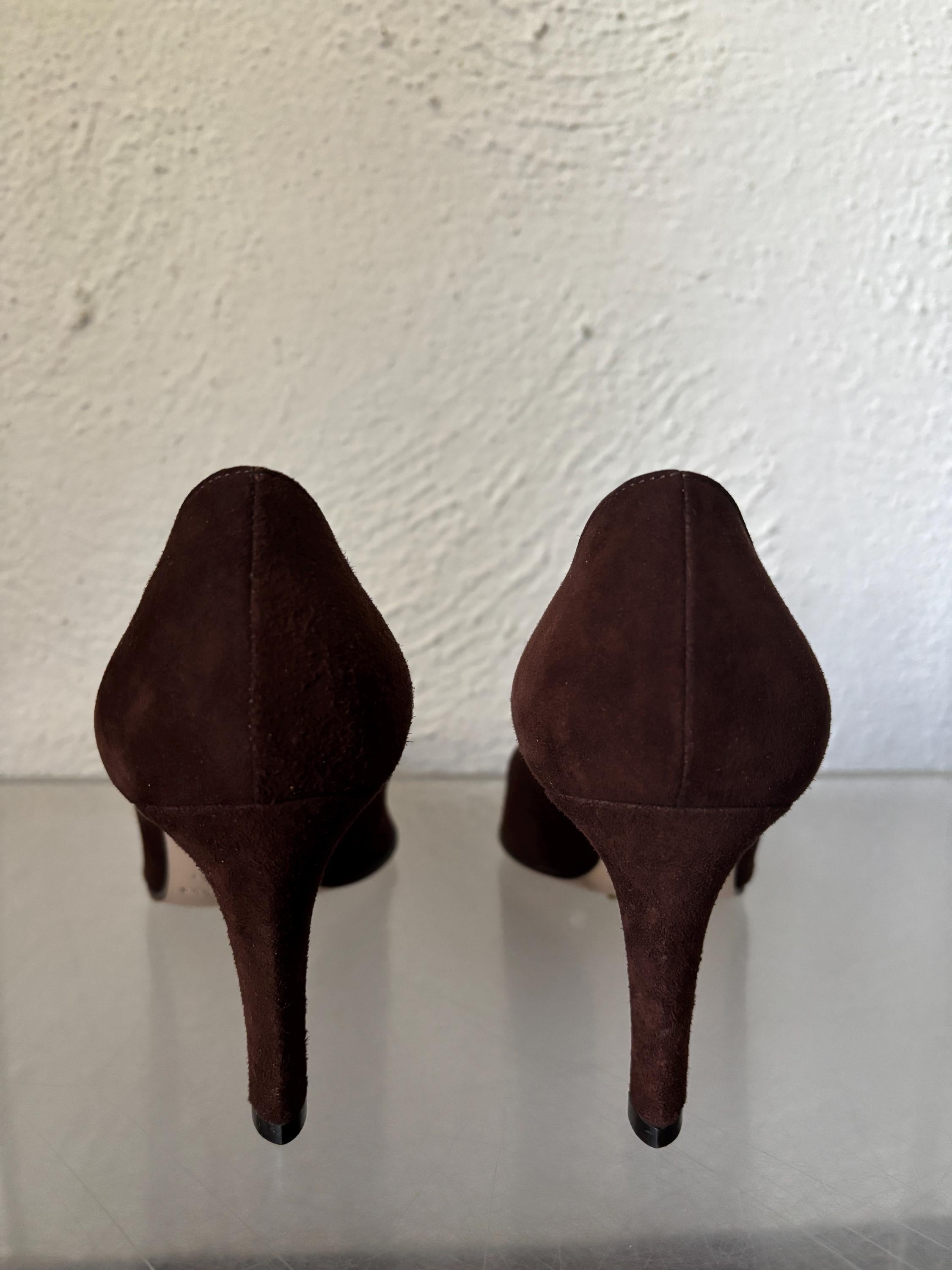 Sergio Rossi Witchy Pointed Brown Suede Made in Italy Heels Pumps Size 37 1/2 Sexy Elegant Pointy Women’s Shoes