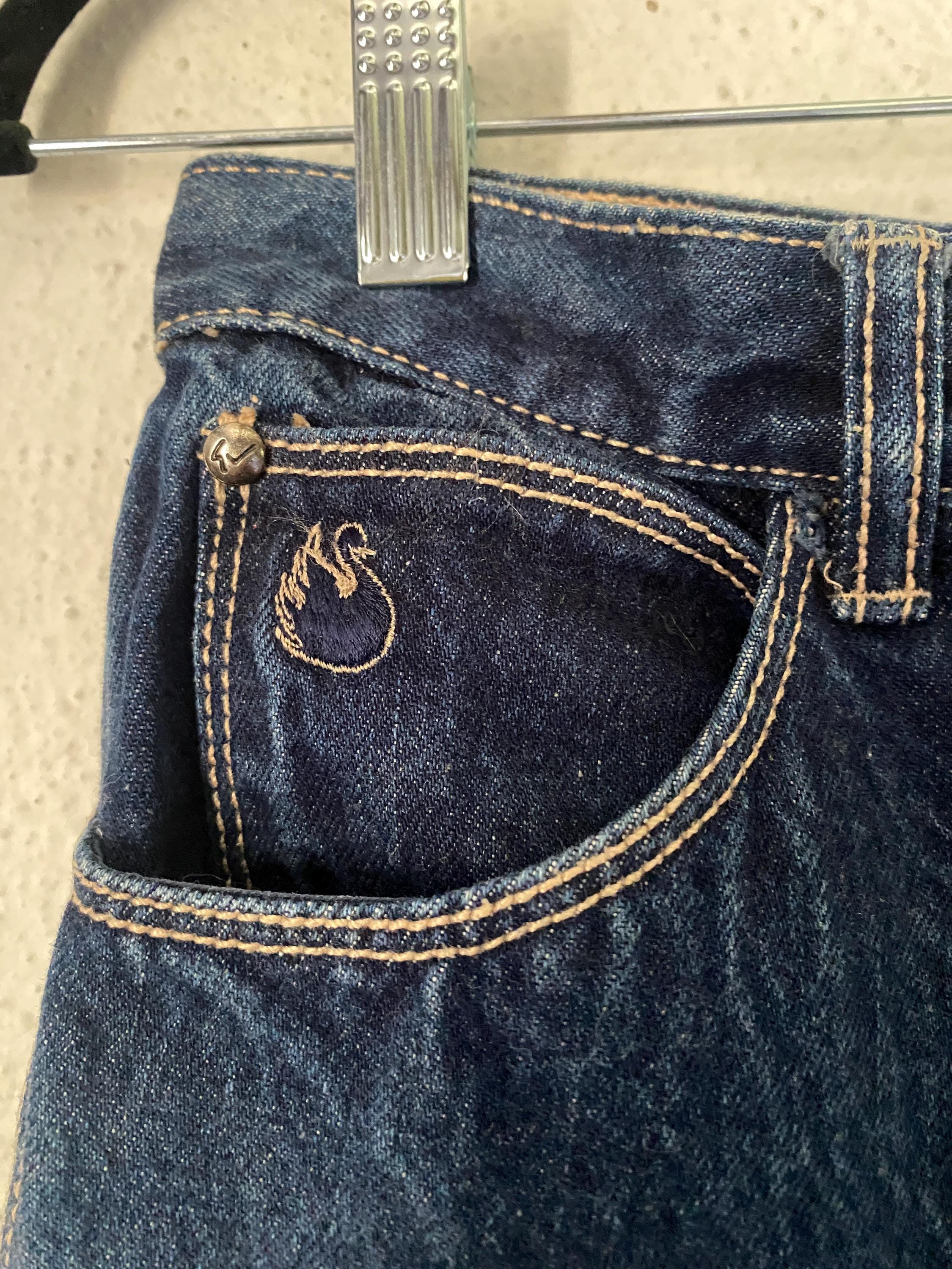 1970s Gloria Vanderbilt for Murjani Dark Blue Denim Jeans Size Small Cotton Straight Leg High Waist