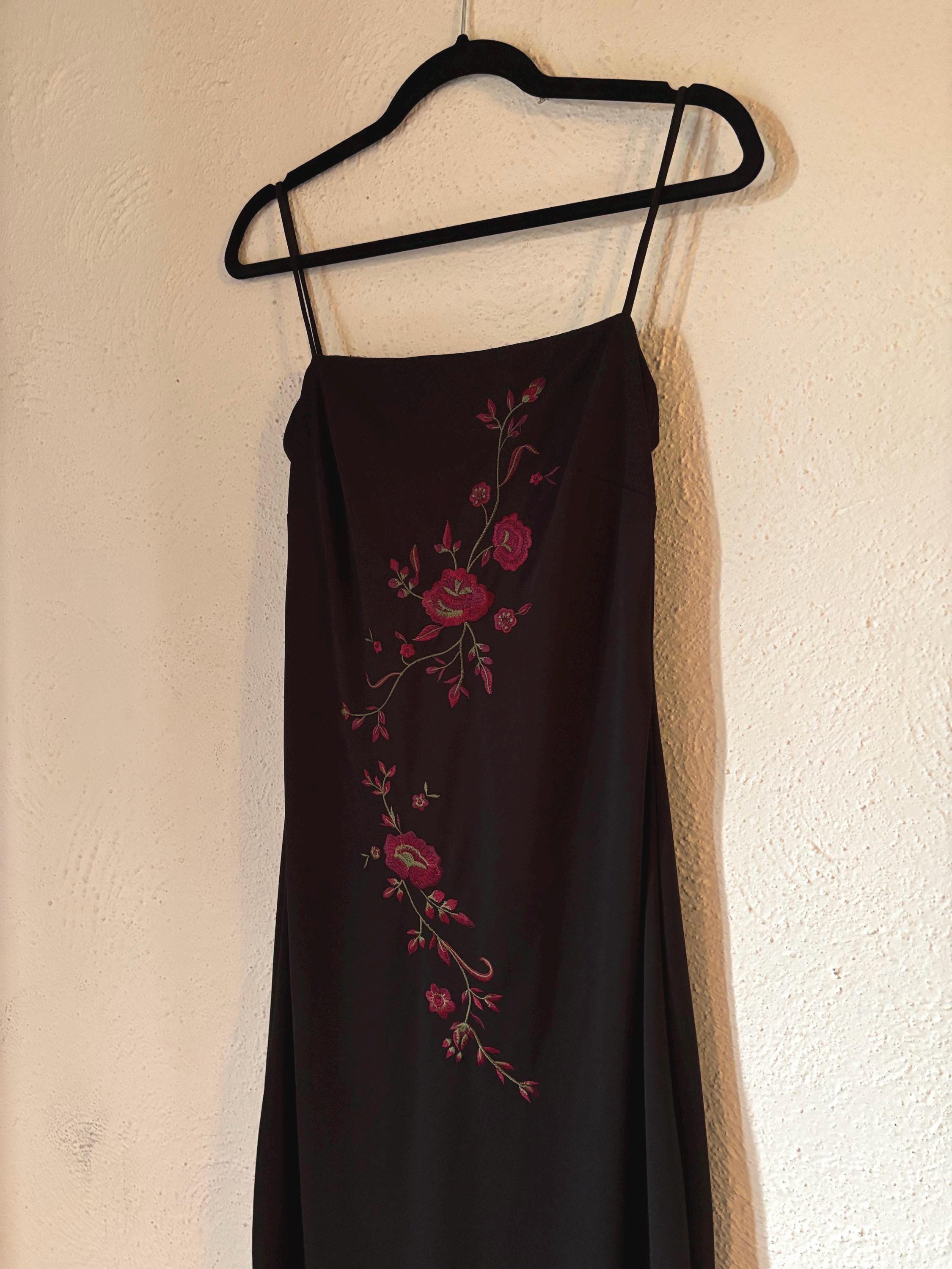 90s Y2K Black Maxi Skinny Spaghetti Strappy Floral Embroidered Long Sexy Maxi Dress Arianna by Rachel Kaye Size Medium 10