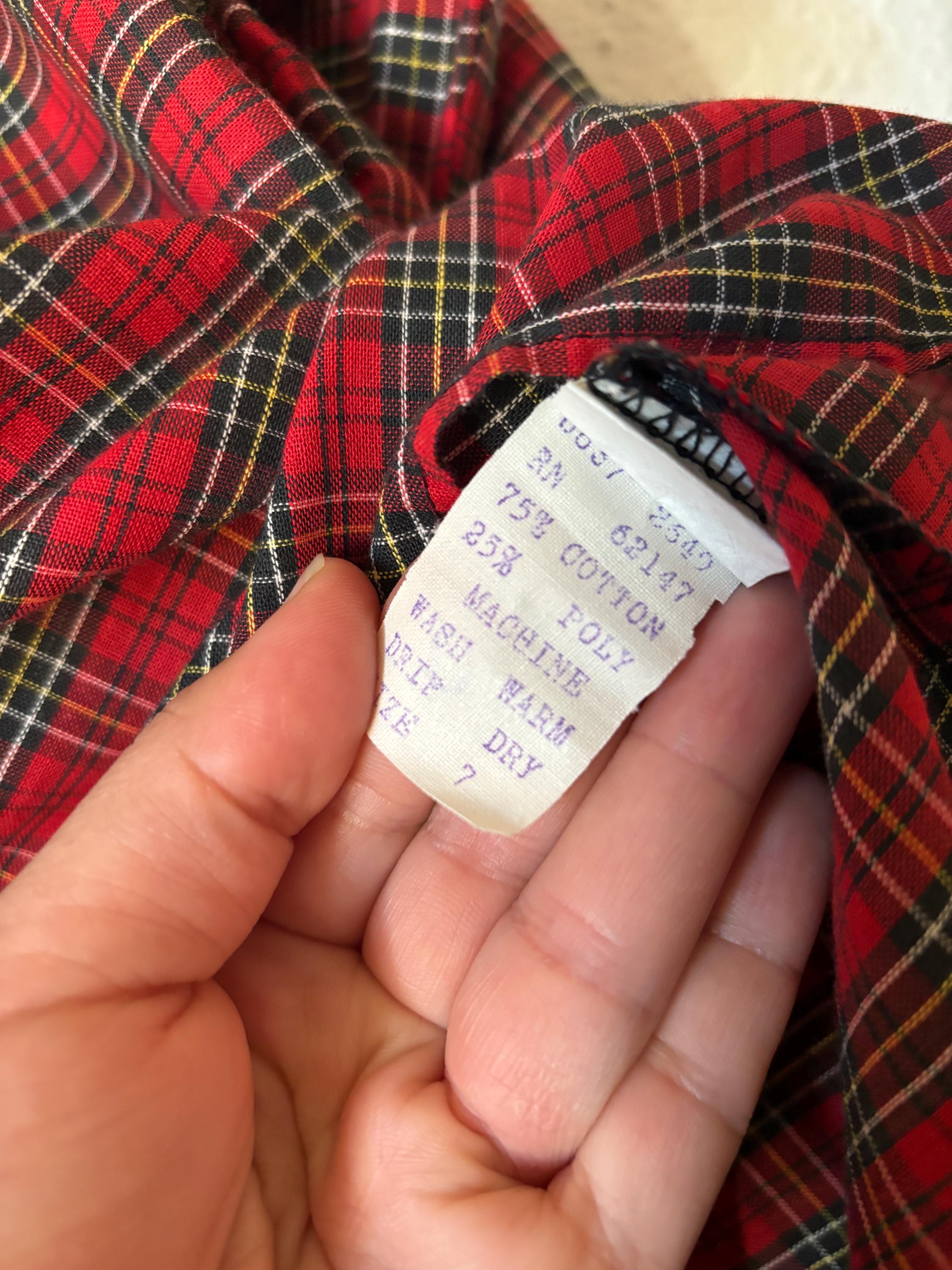 Saks Fifth Avenue Vintage 70s 80s Contrasting Red and Green Plaid Popover Placket Button Down Long Sleeve Shirt Size Large Unisex