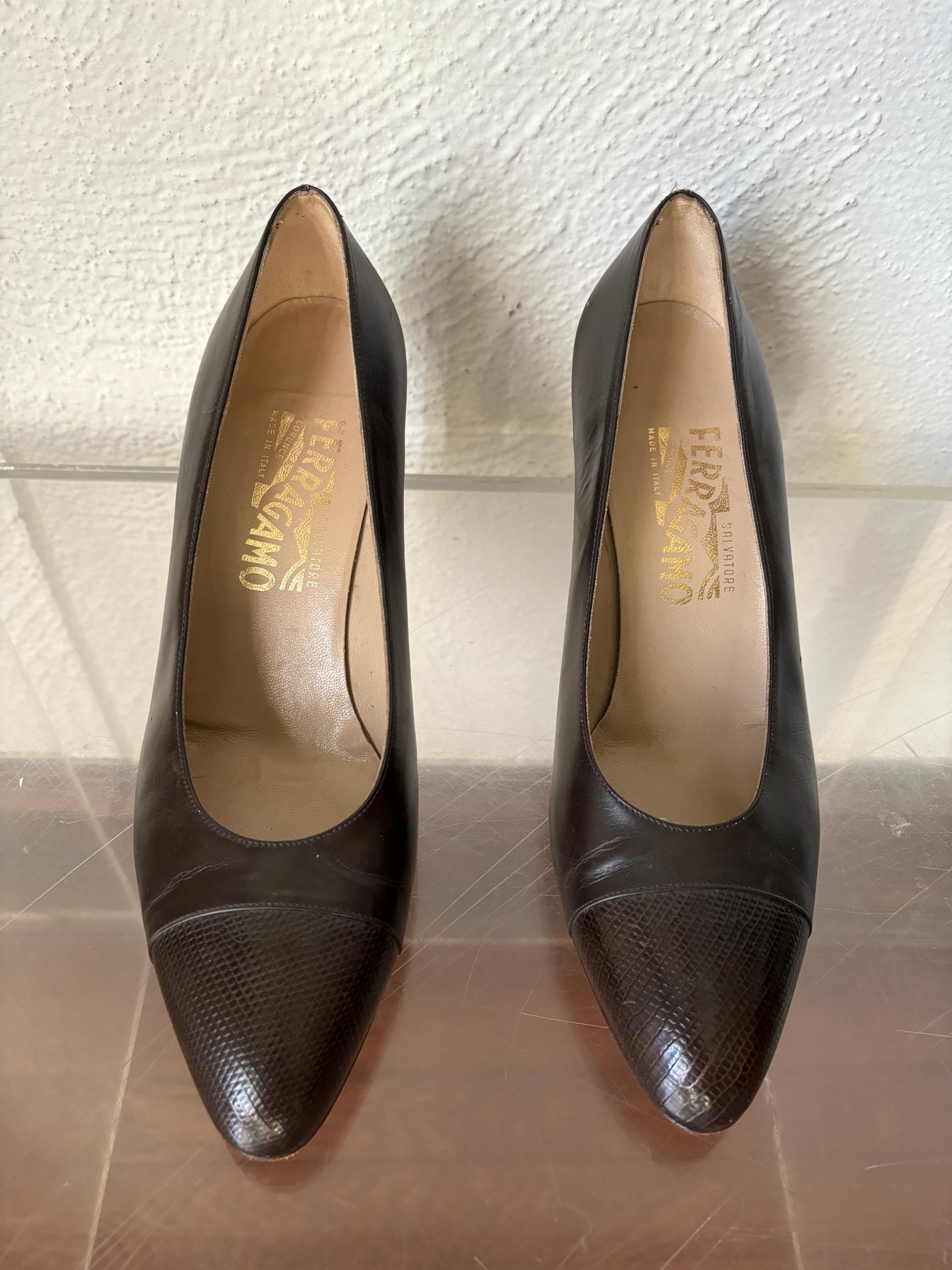 Ferragamo Vintage Brown Leather Snakeskin Cap Toe Pump Heels Size 8.5 Made in Italy