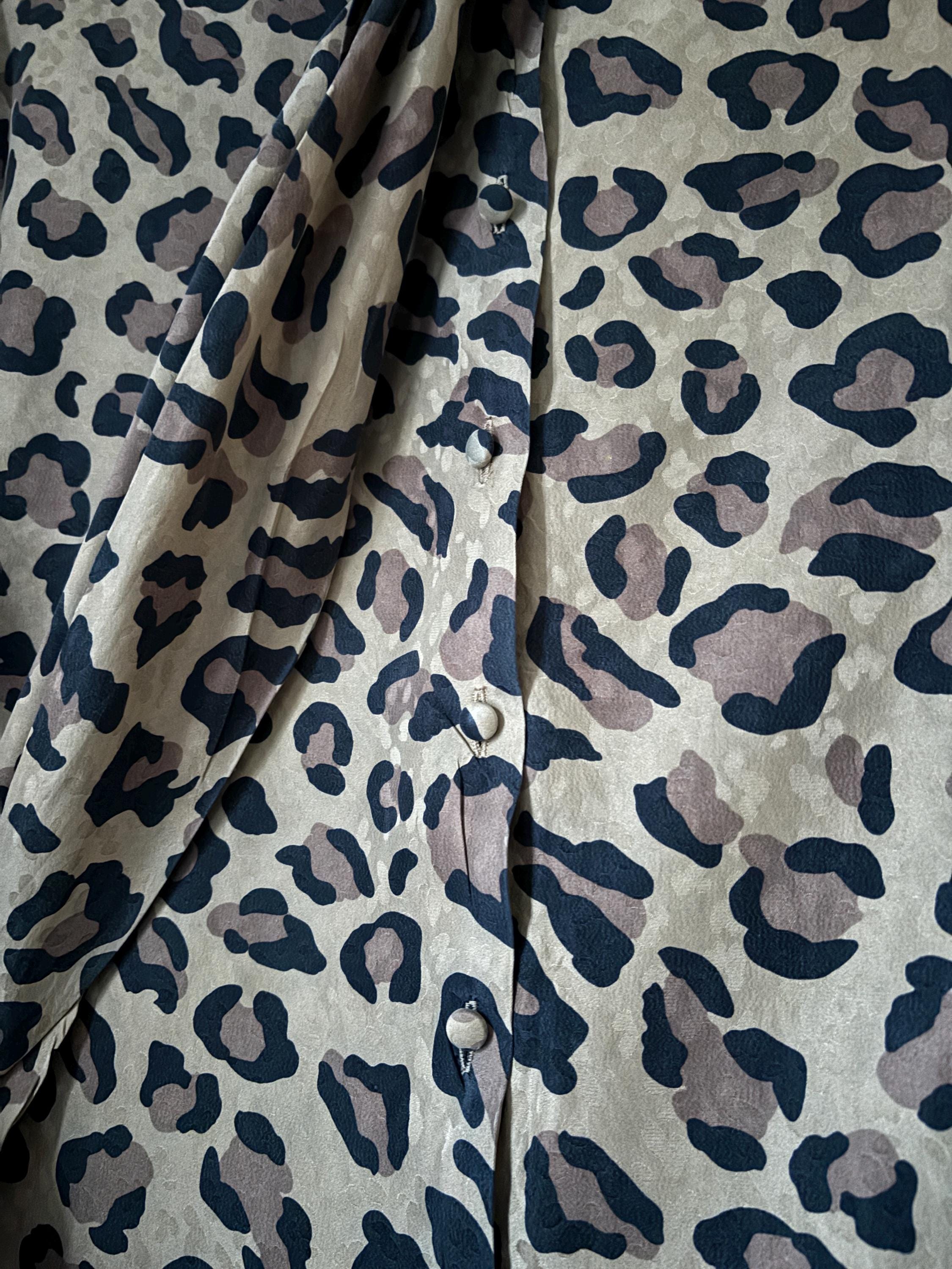 ST JOHN Vintage Silk 80s Leopard Print Button Down Blouse with Pussy Bow Attached Scarf Size Medium