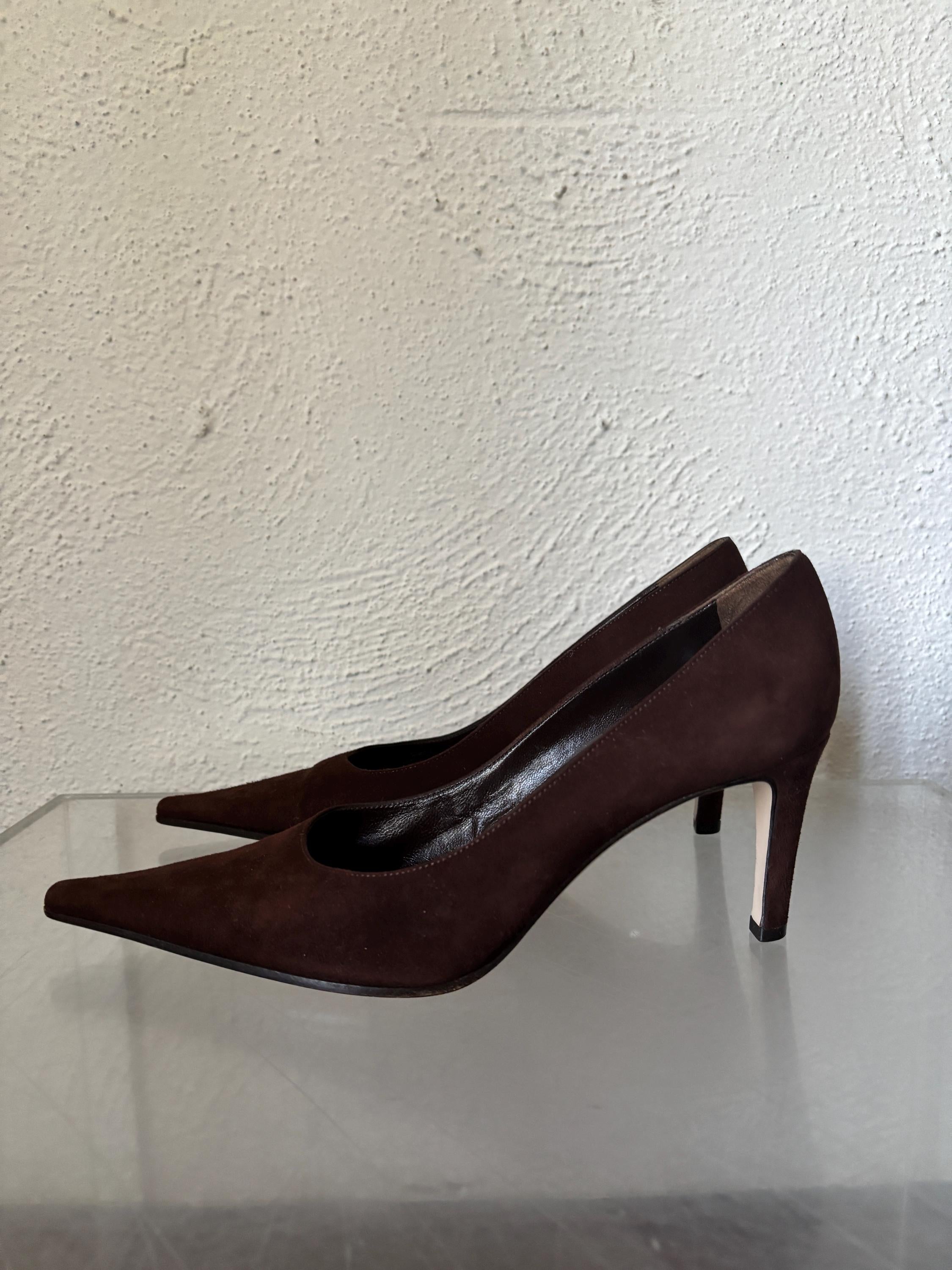 Sergio Rossi Witchy Pointed Brown Suede Made in Italy Heels Pumps Size 37 1/2 Sexy Elegant Pointy Women’s Shoes