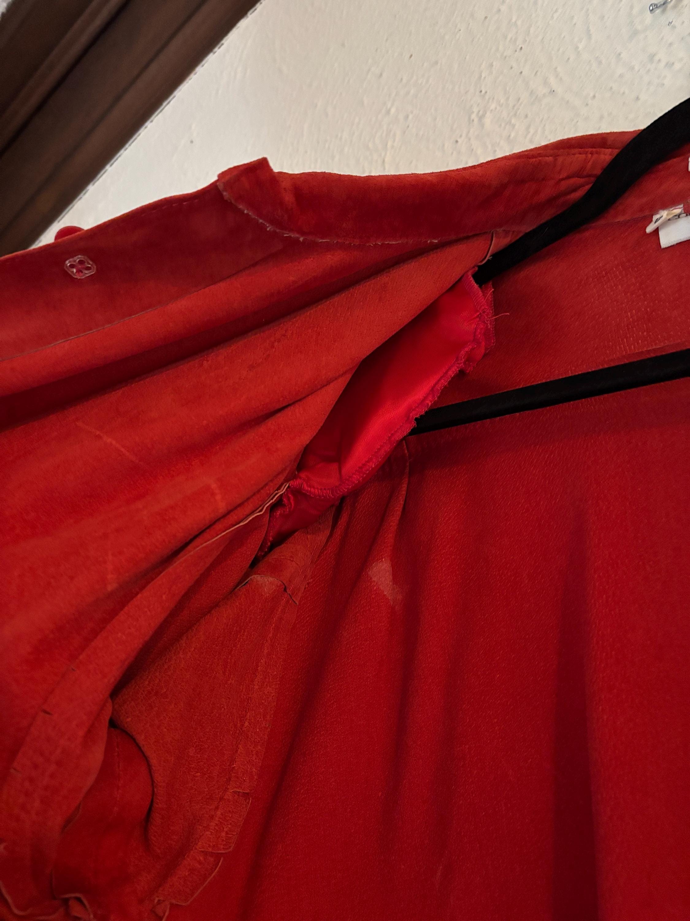 VTG 80s 90s Vibrant Burnt Red Suede Leather Oversized Buttondown Shirt Jacket with Pocket Shoulderpads Courtney Rhodes Yugoslavia Large